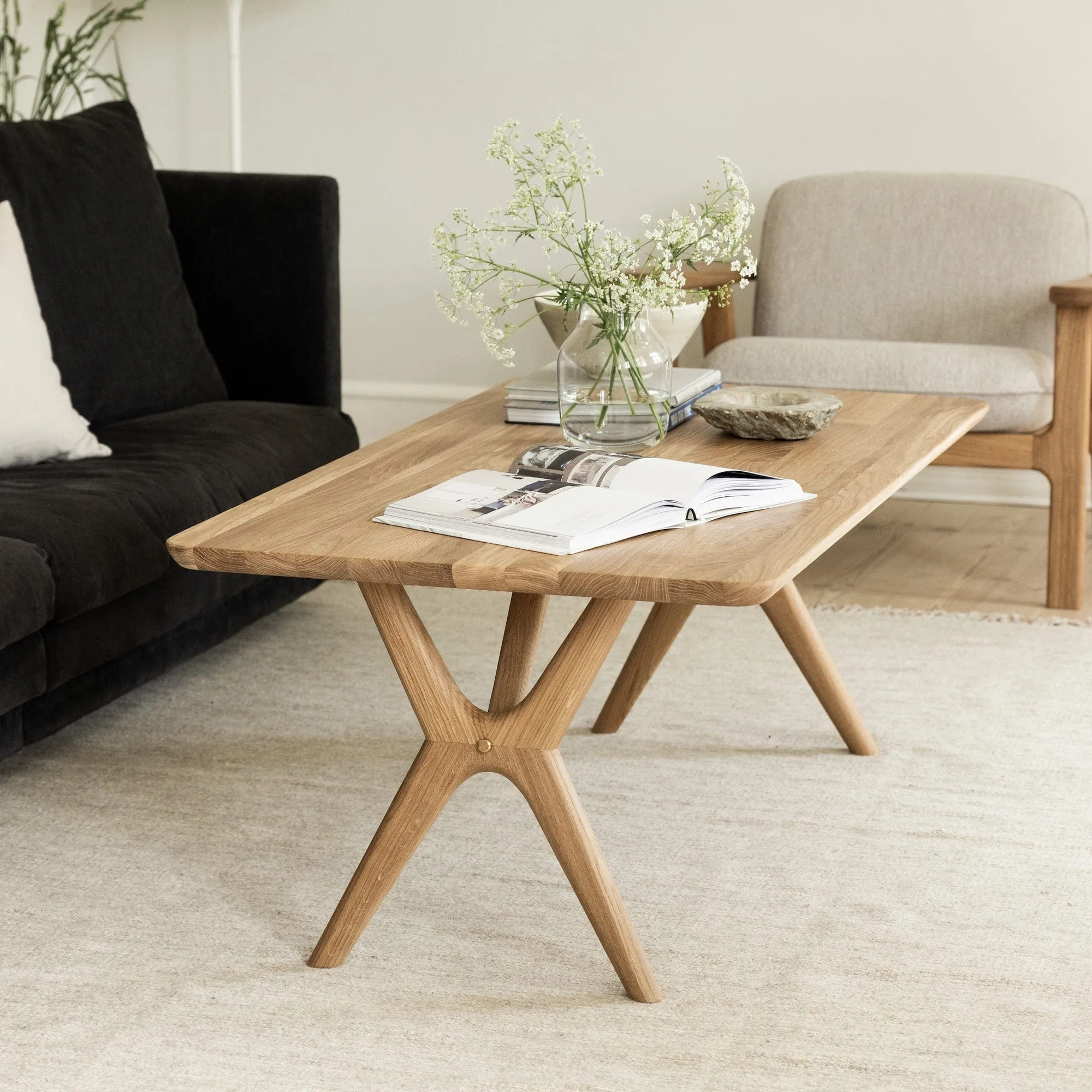 Bjorn - Coffee Table With Brass Detail