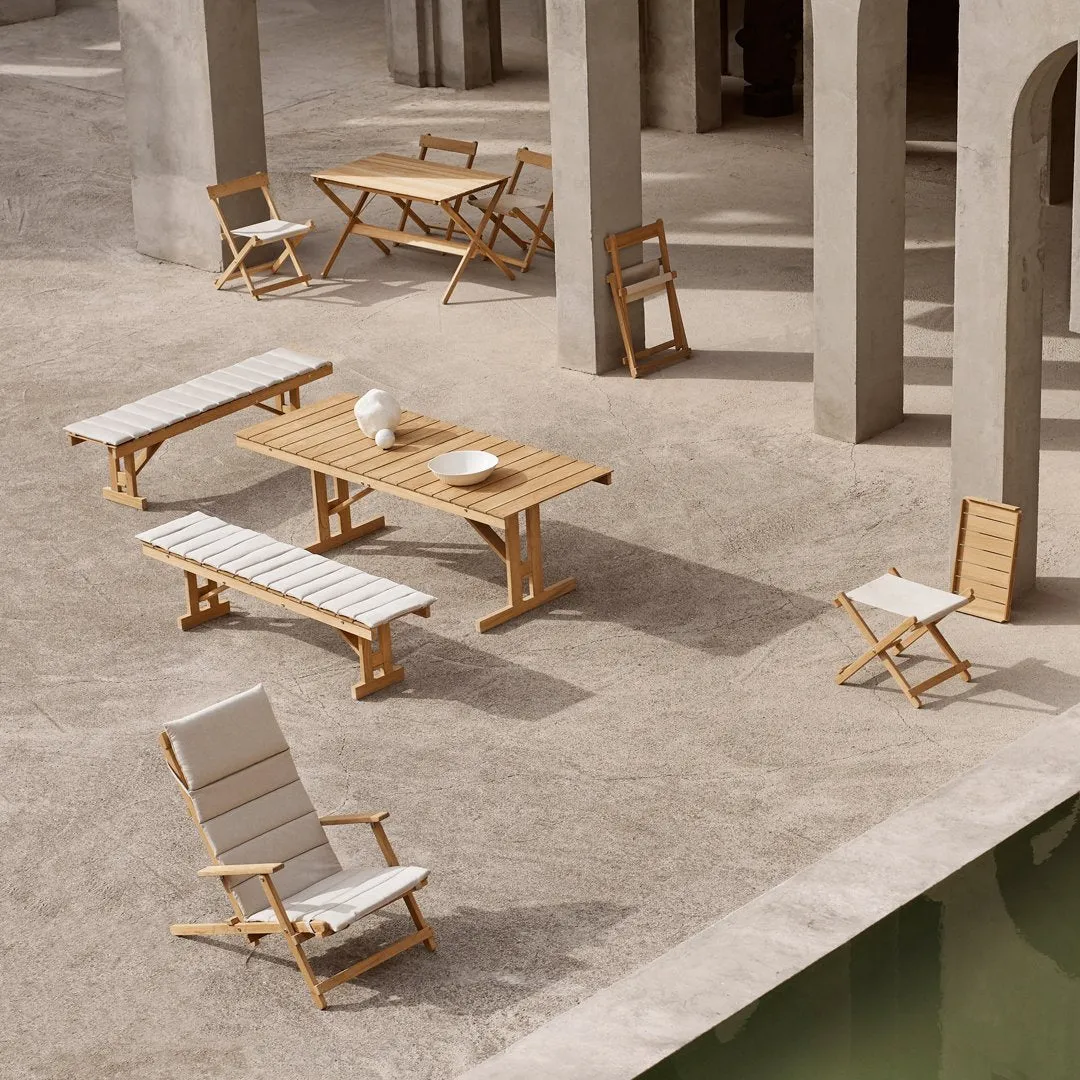 BM1771 Outdoor Table