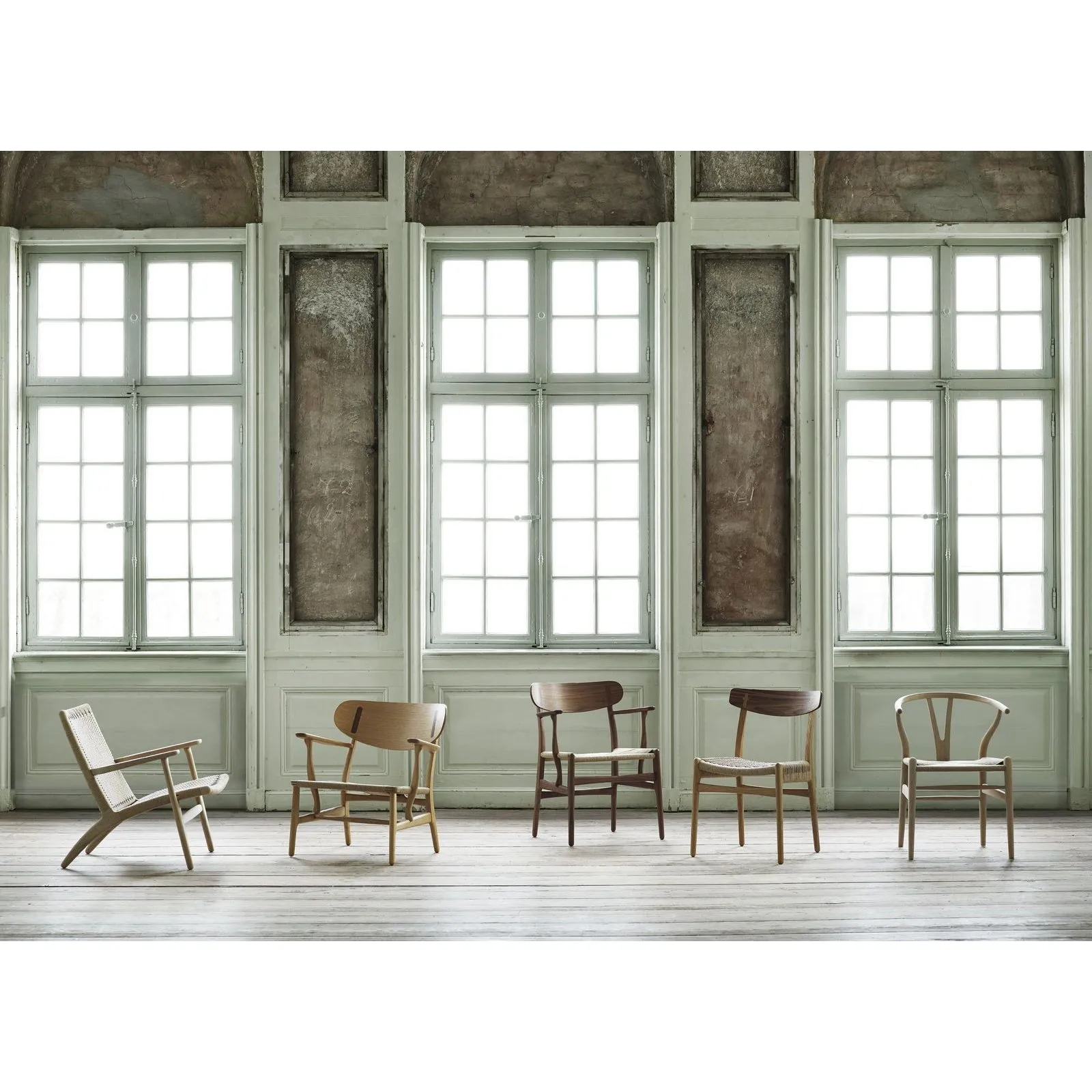 Carl Hansen Ch23 Chair, Black Oak/Natural Cord