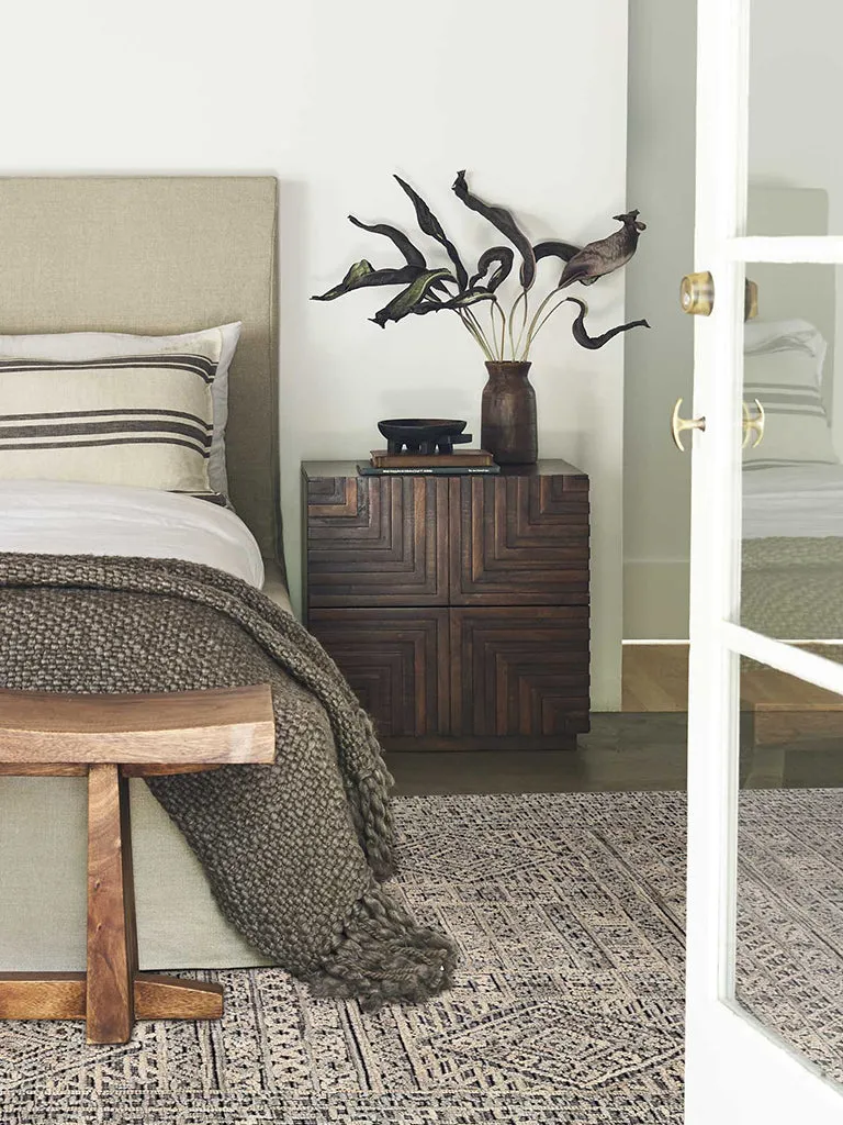 Cinzia Nightstand Lulu and Georgia