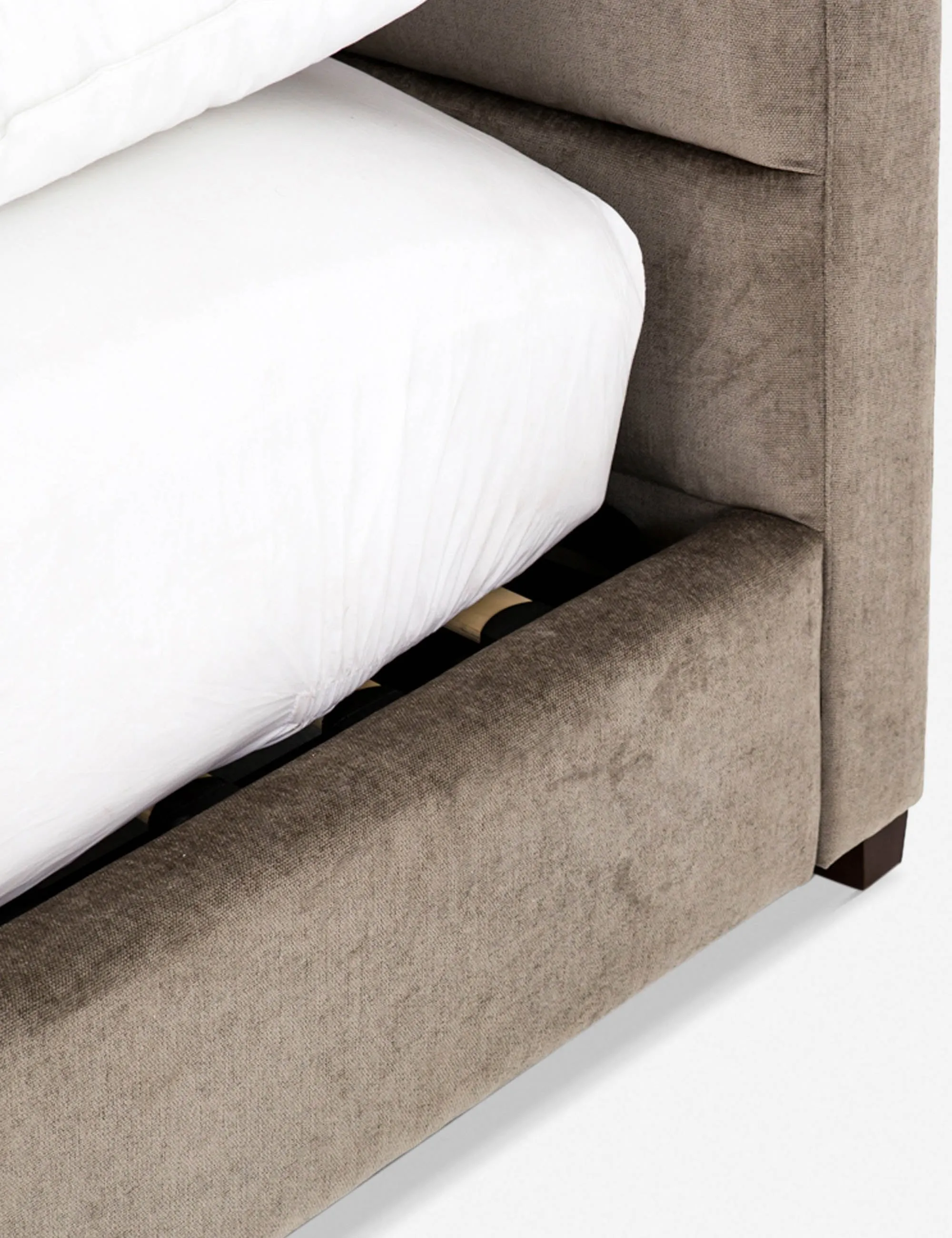 Delicia Platform Bed Lulu and Georgia