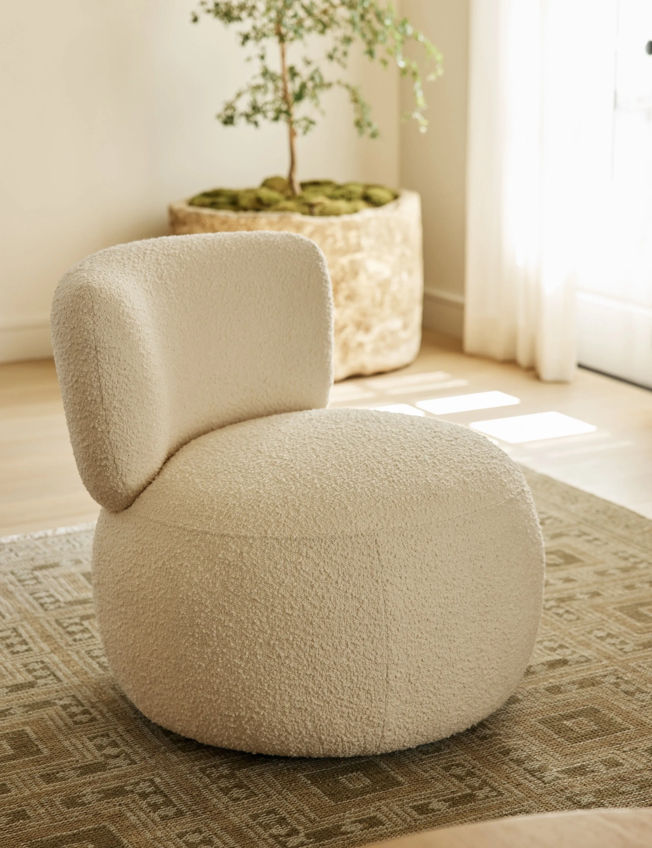 Dolores Swivel Chair Lulu and Georgia