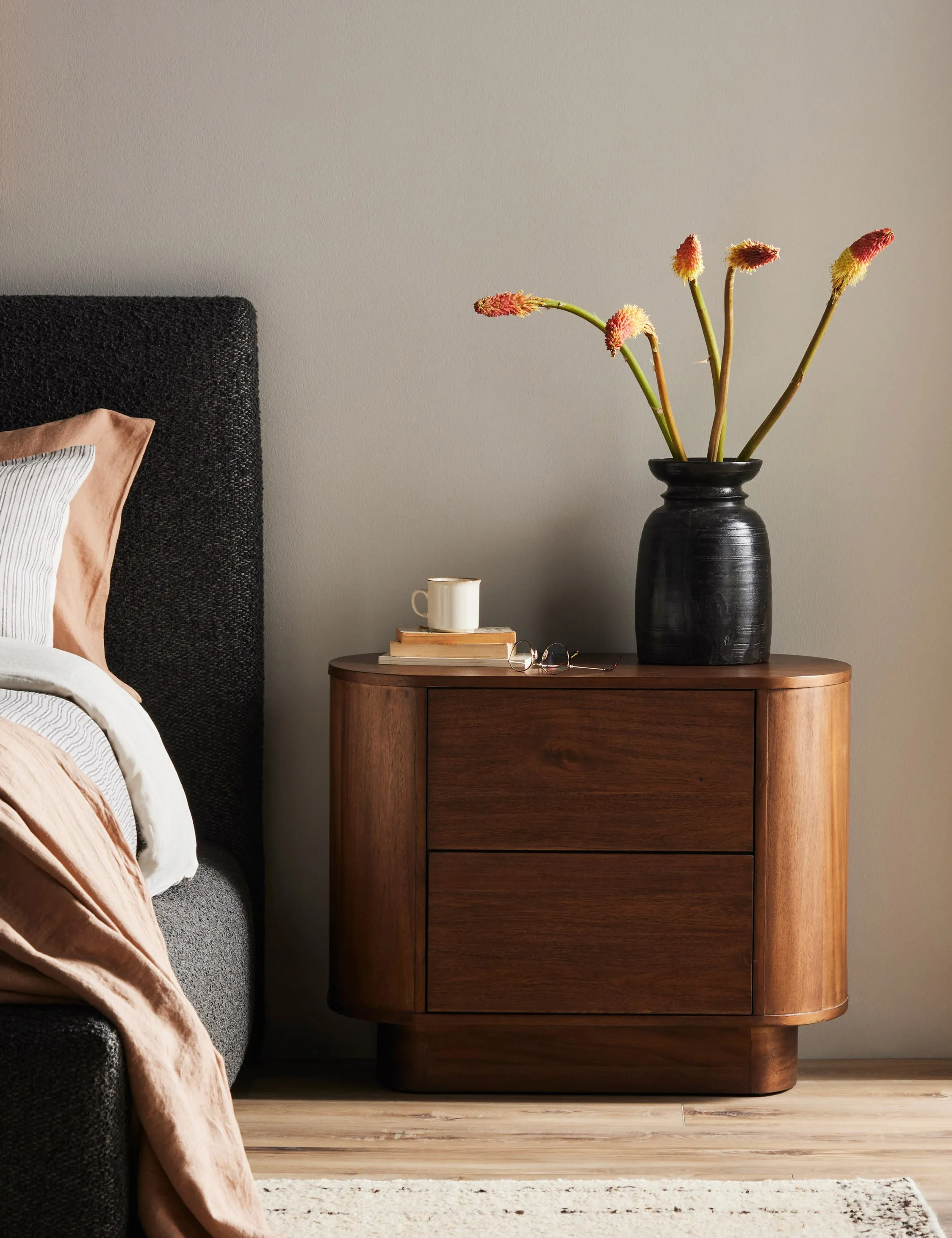 Gilda Nightstand Lulu and Georgia