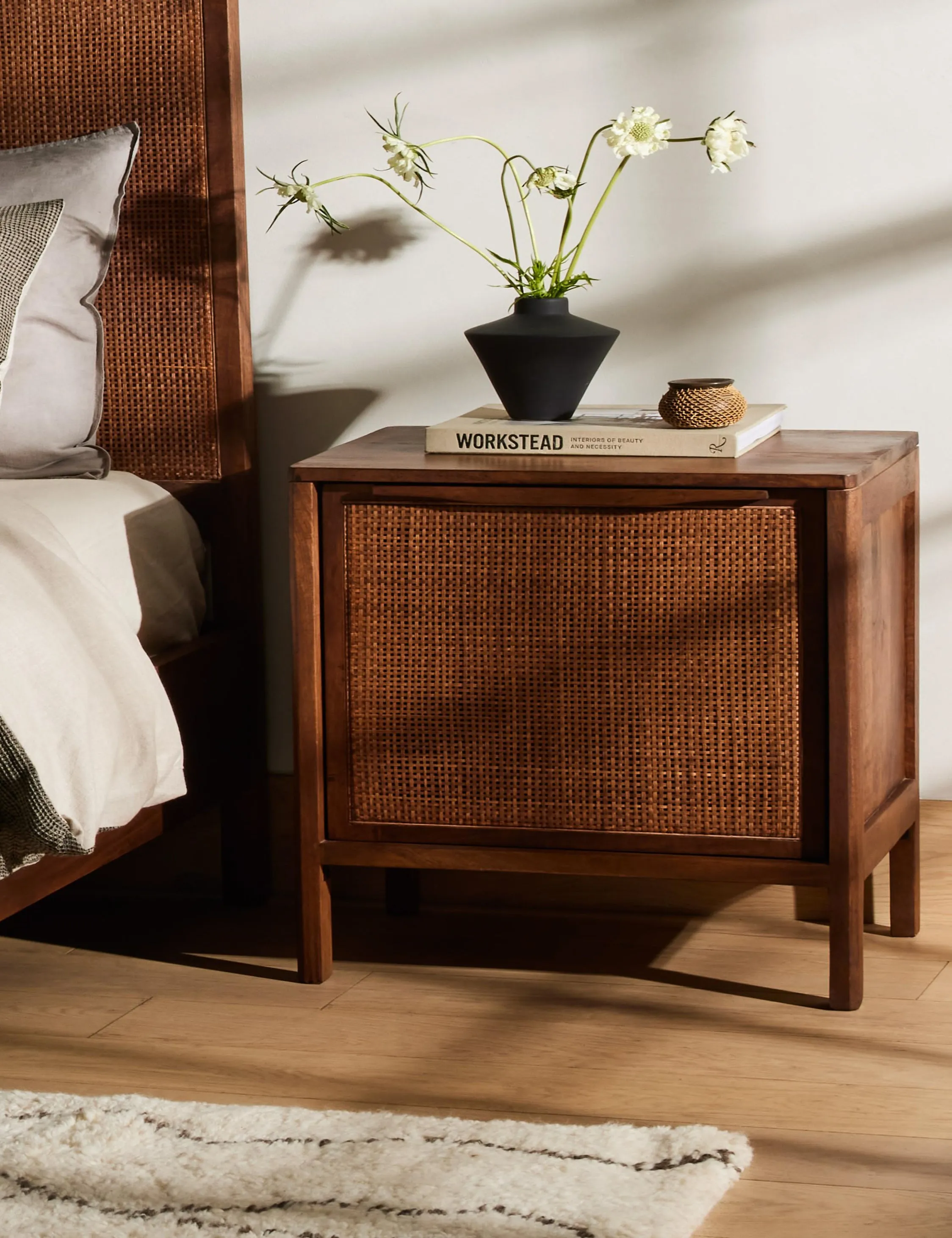 Hannah Nightstand Lulu and Georgia
