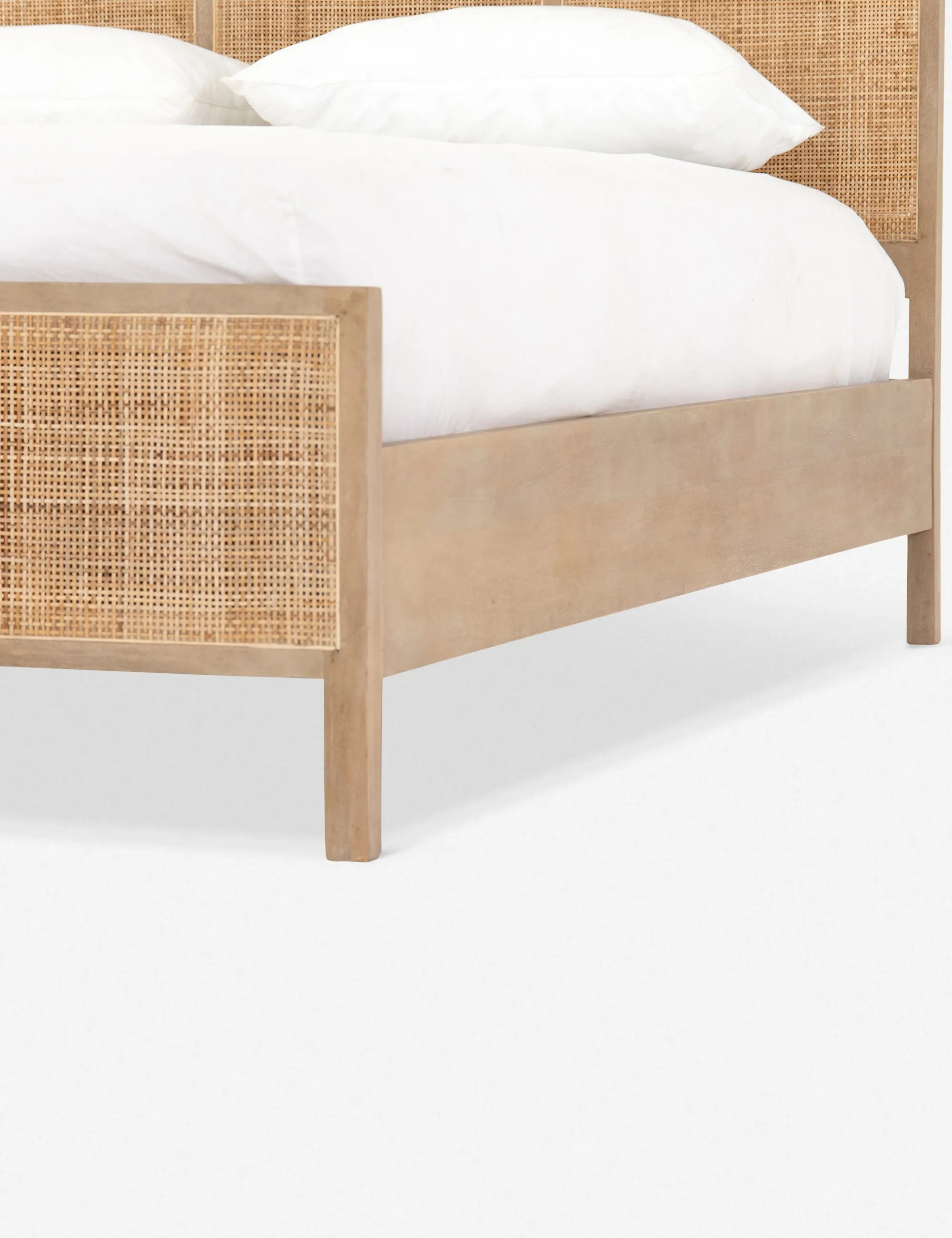 Hannah Platform Bed Lulu and Georgia