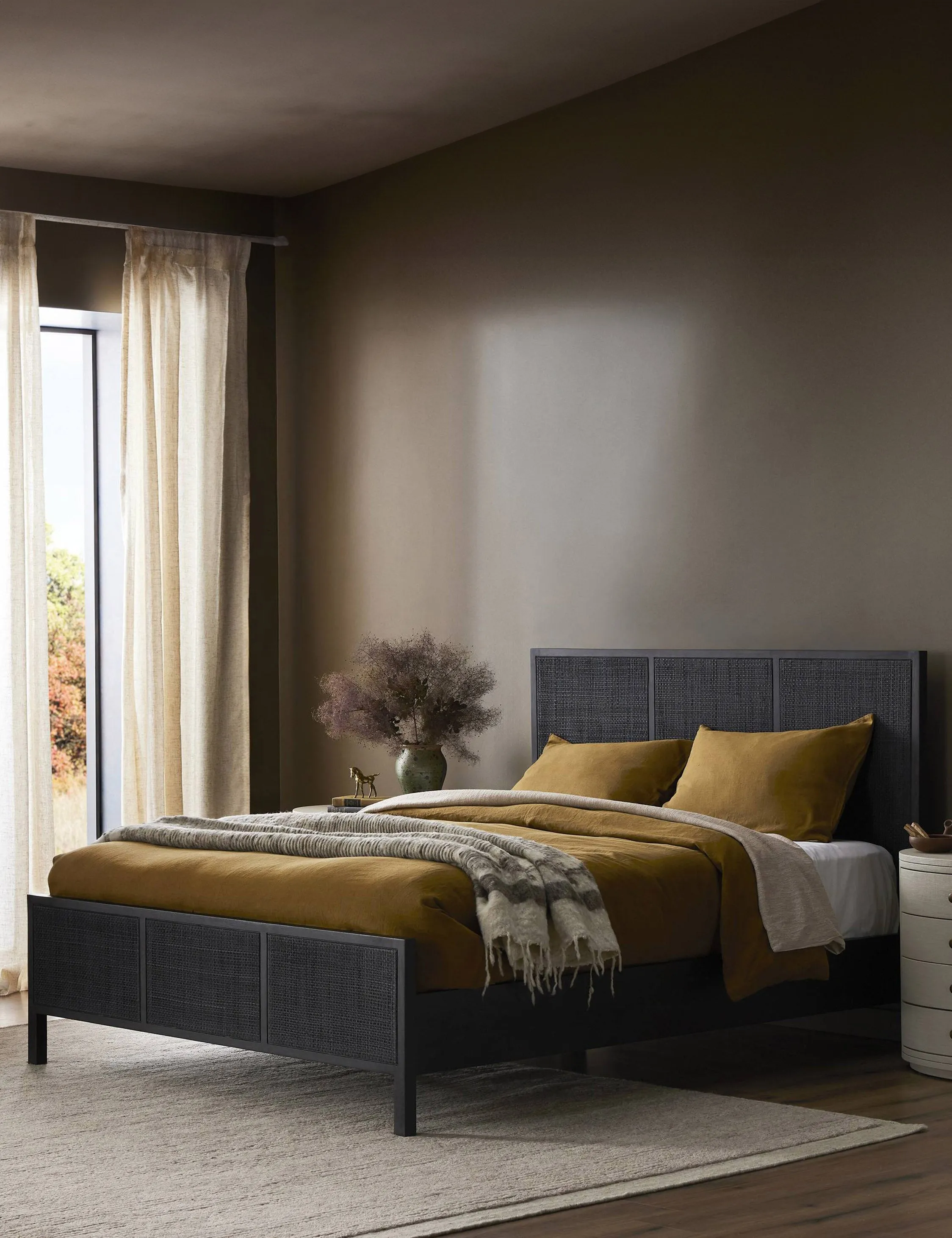 Hannah Platform Bed Lulu and Georgia