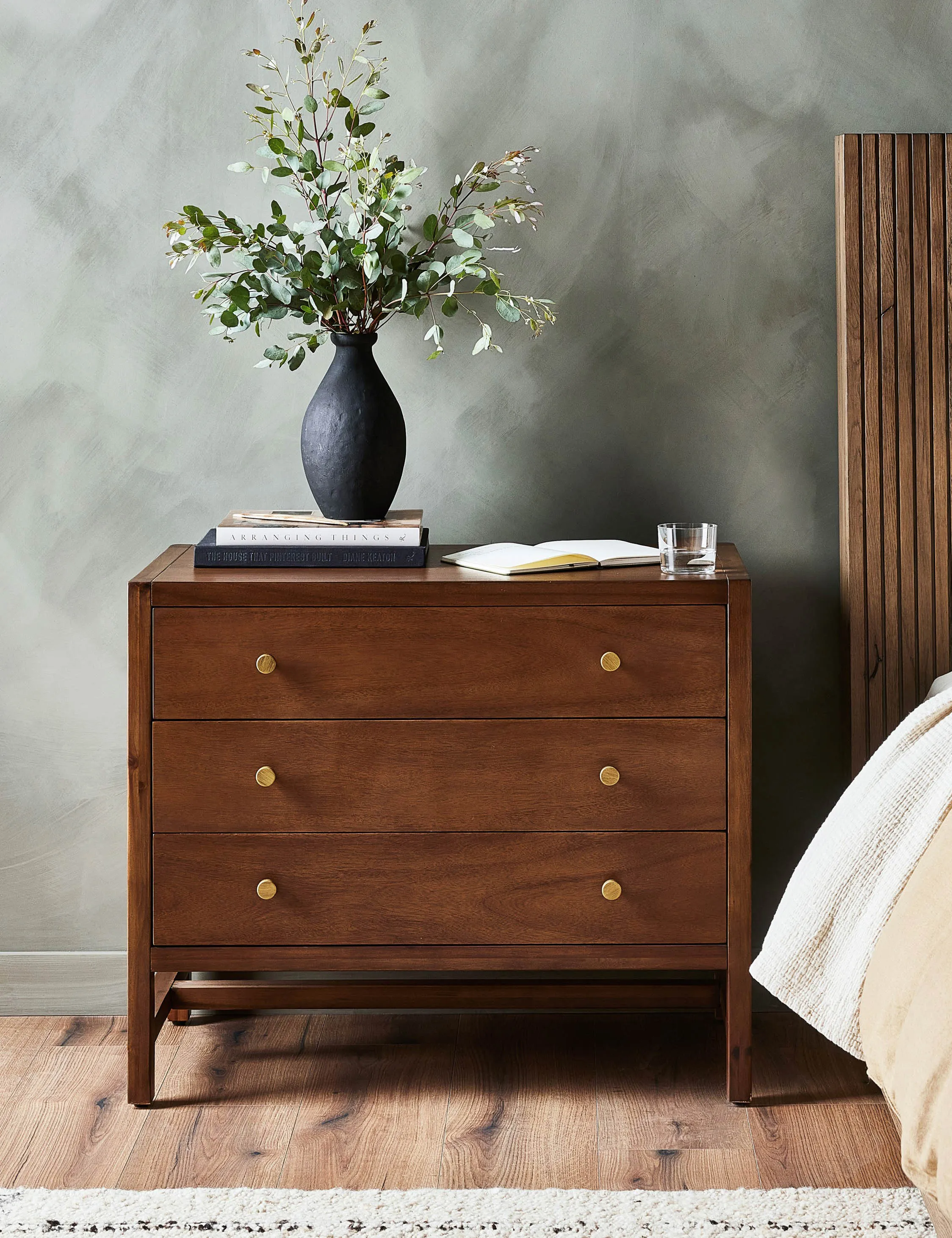 Hardison Nightstand Lulu and Georgia
