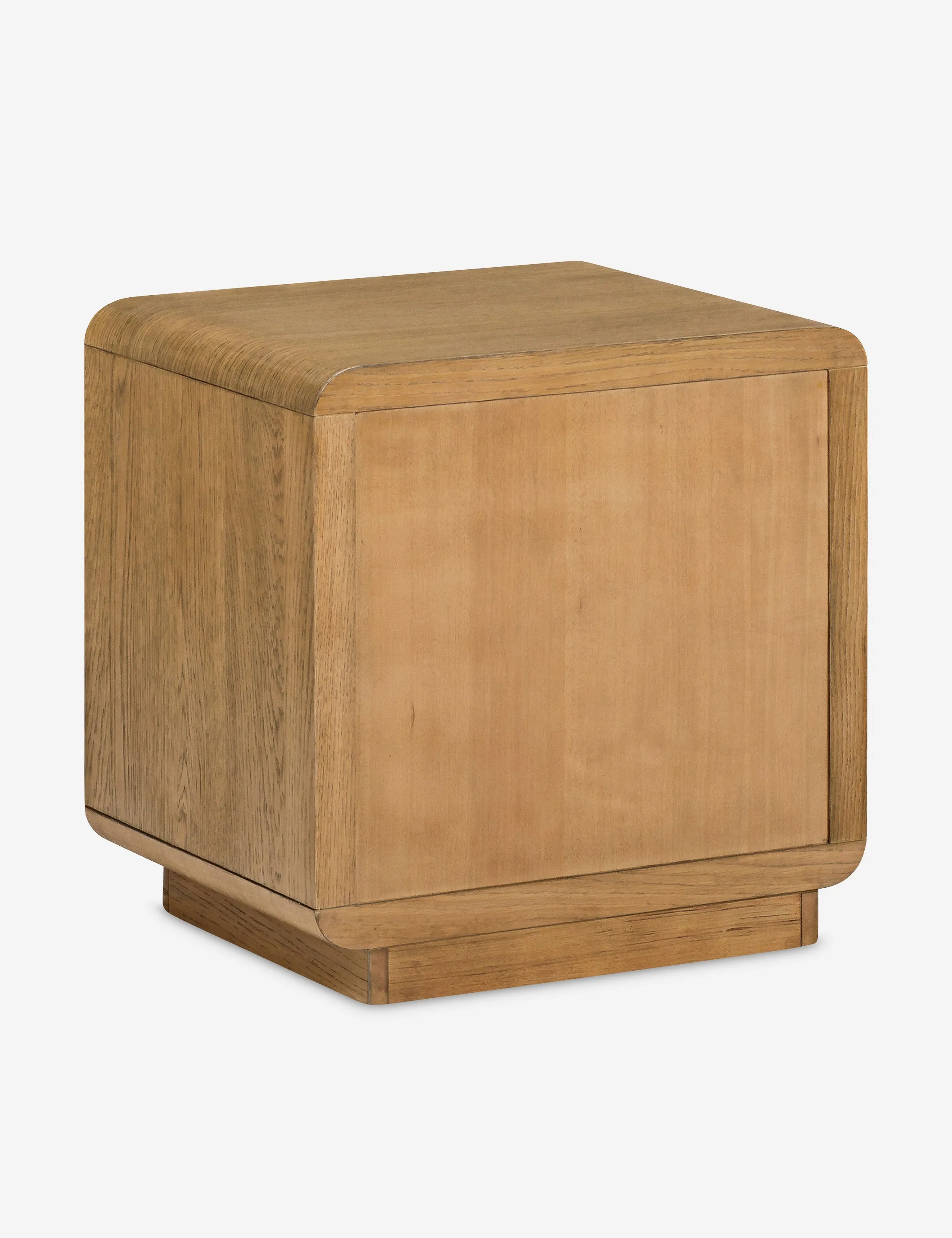Jenifry Nightstand Lulu and Georgia
