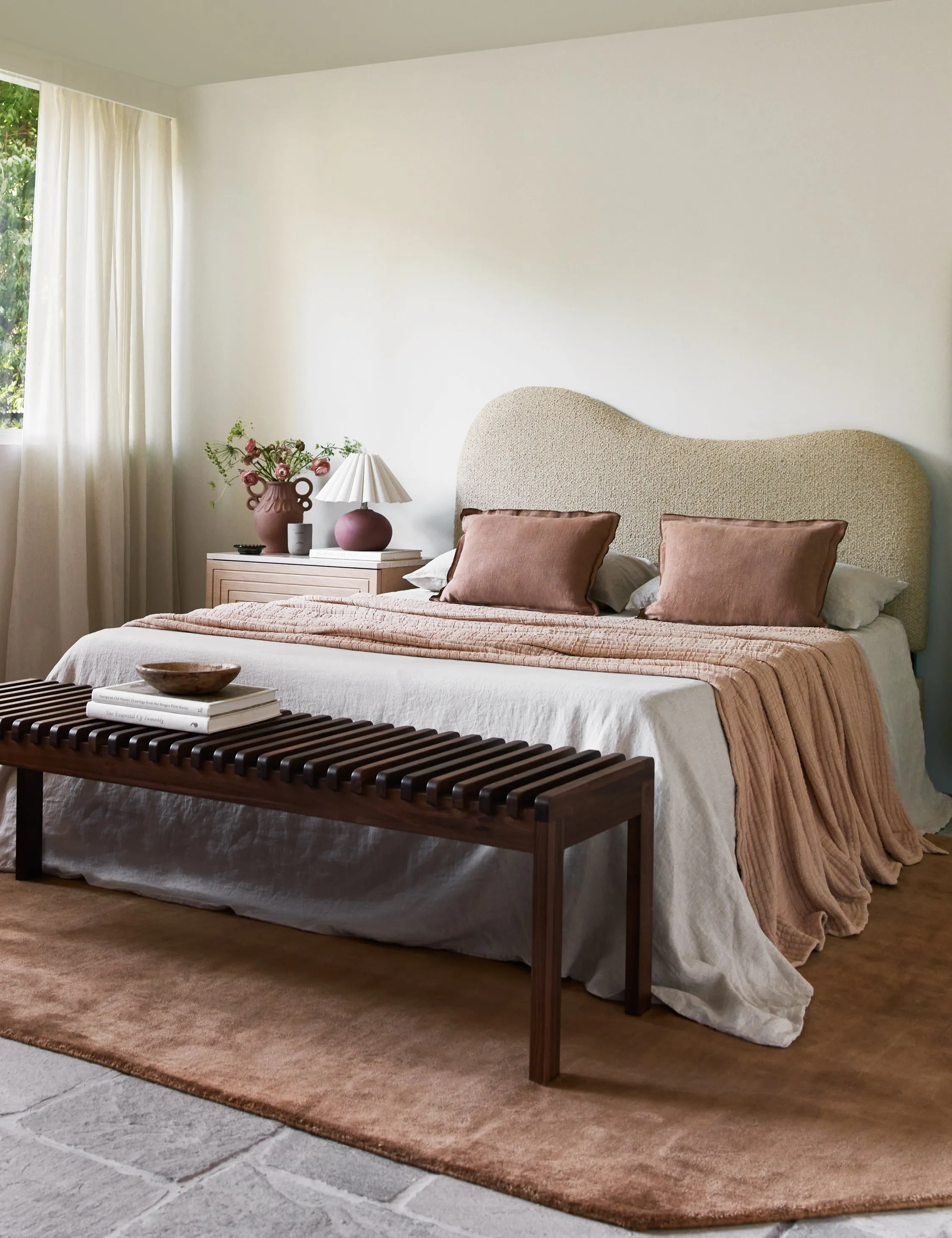 Kadence Platform Bed Lulu and Georgia