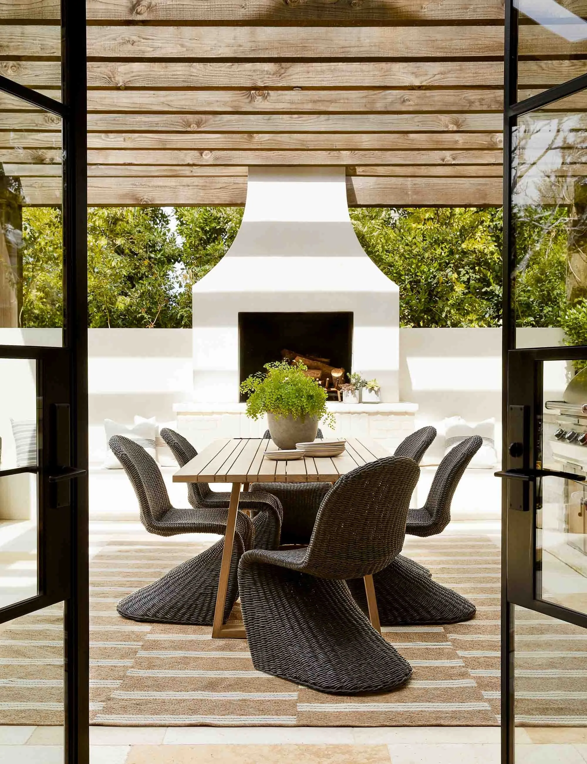 Manila Indoor / Outdoor Dining Chair Lulu and Georgia