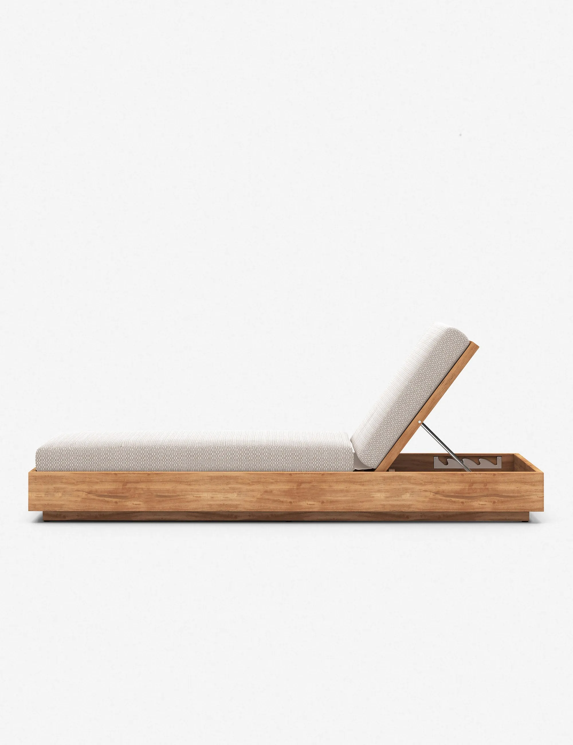 Minnette Indoor / Outdoor Chaise Lulu and Georgia