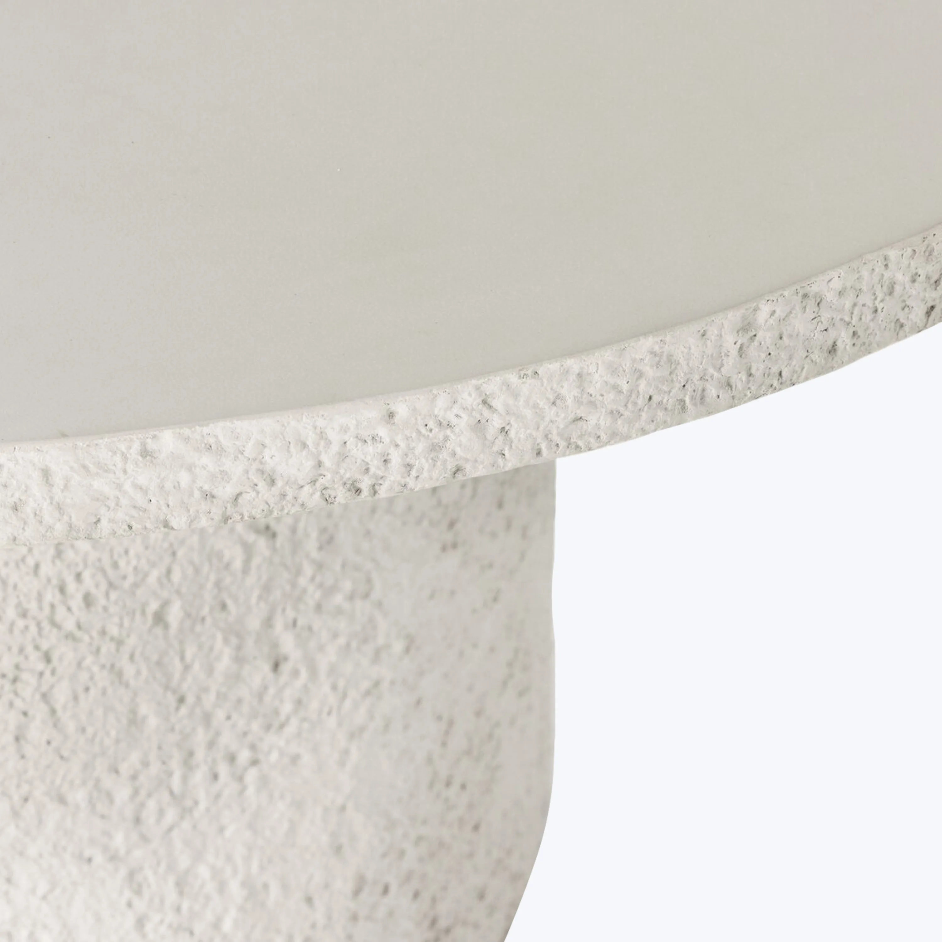 Otero Outdoor Round Dining Table