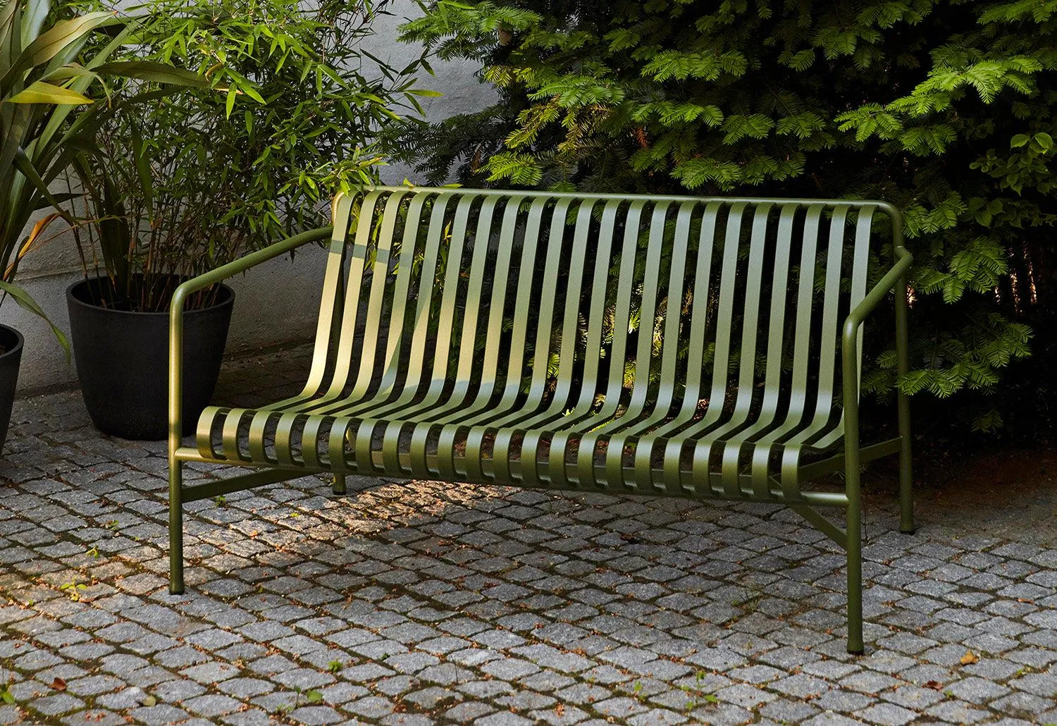 Palissade Dining Bench