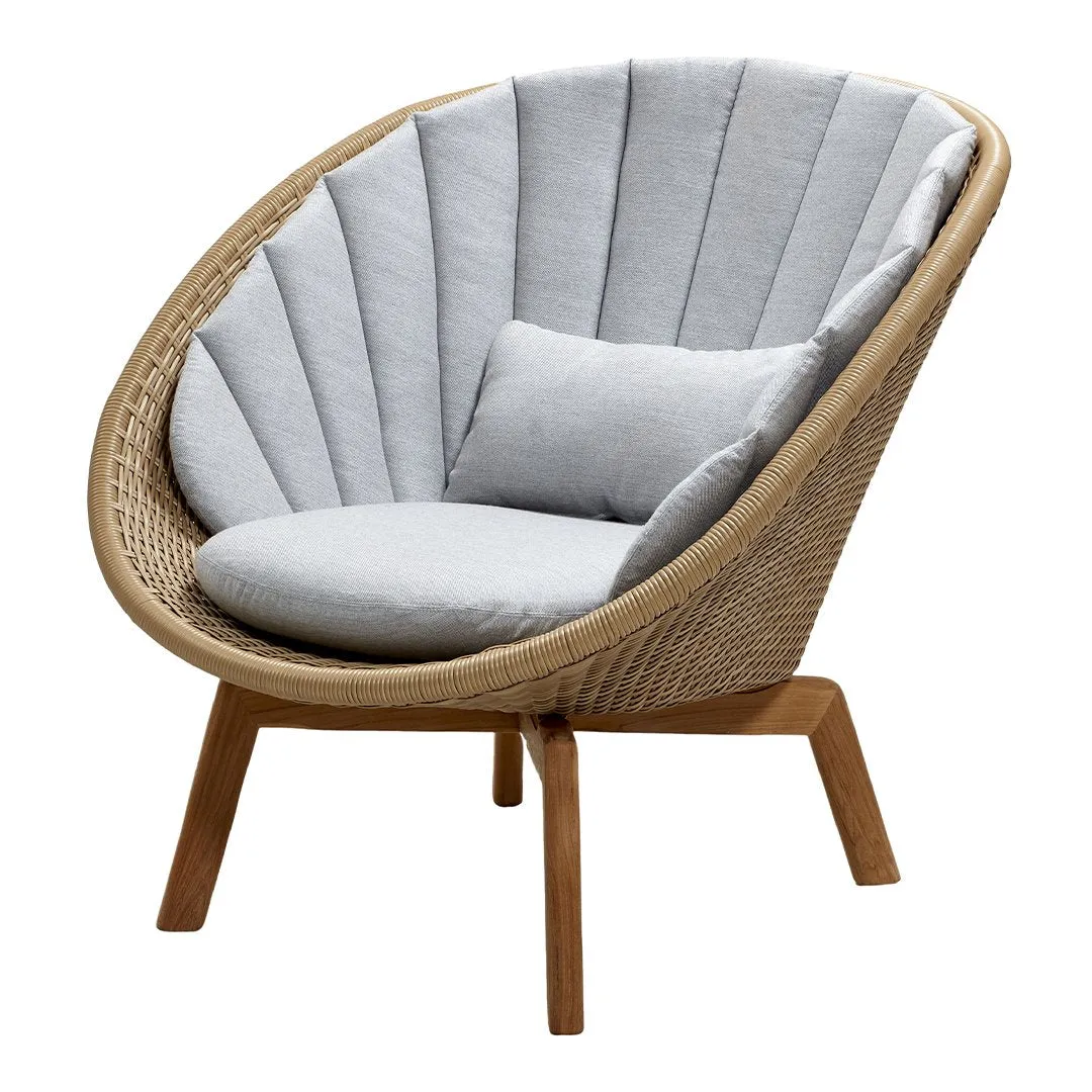 Peacock Lounge Chair - Outdoor