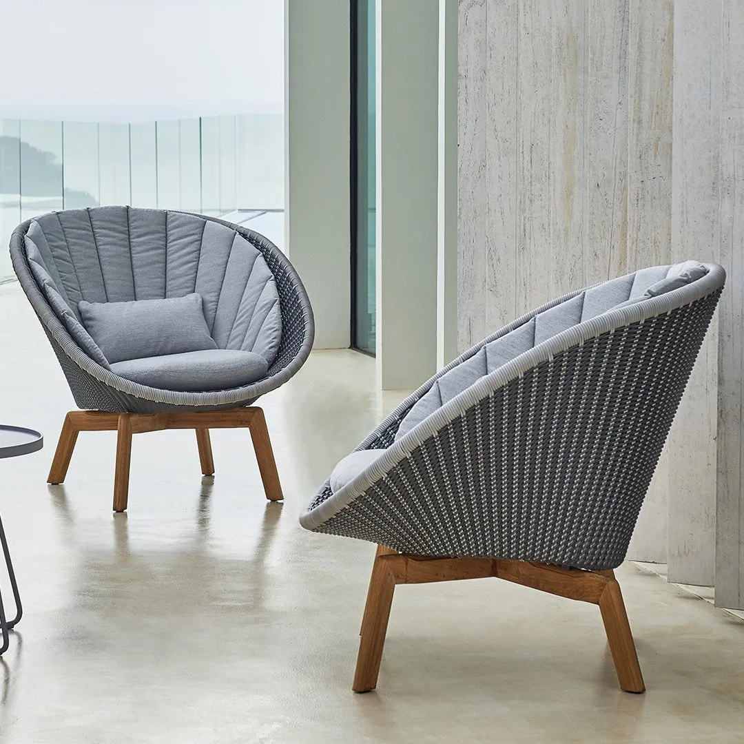 Peacock Lounge Chair - Outdoor