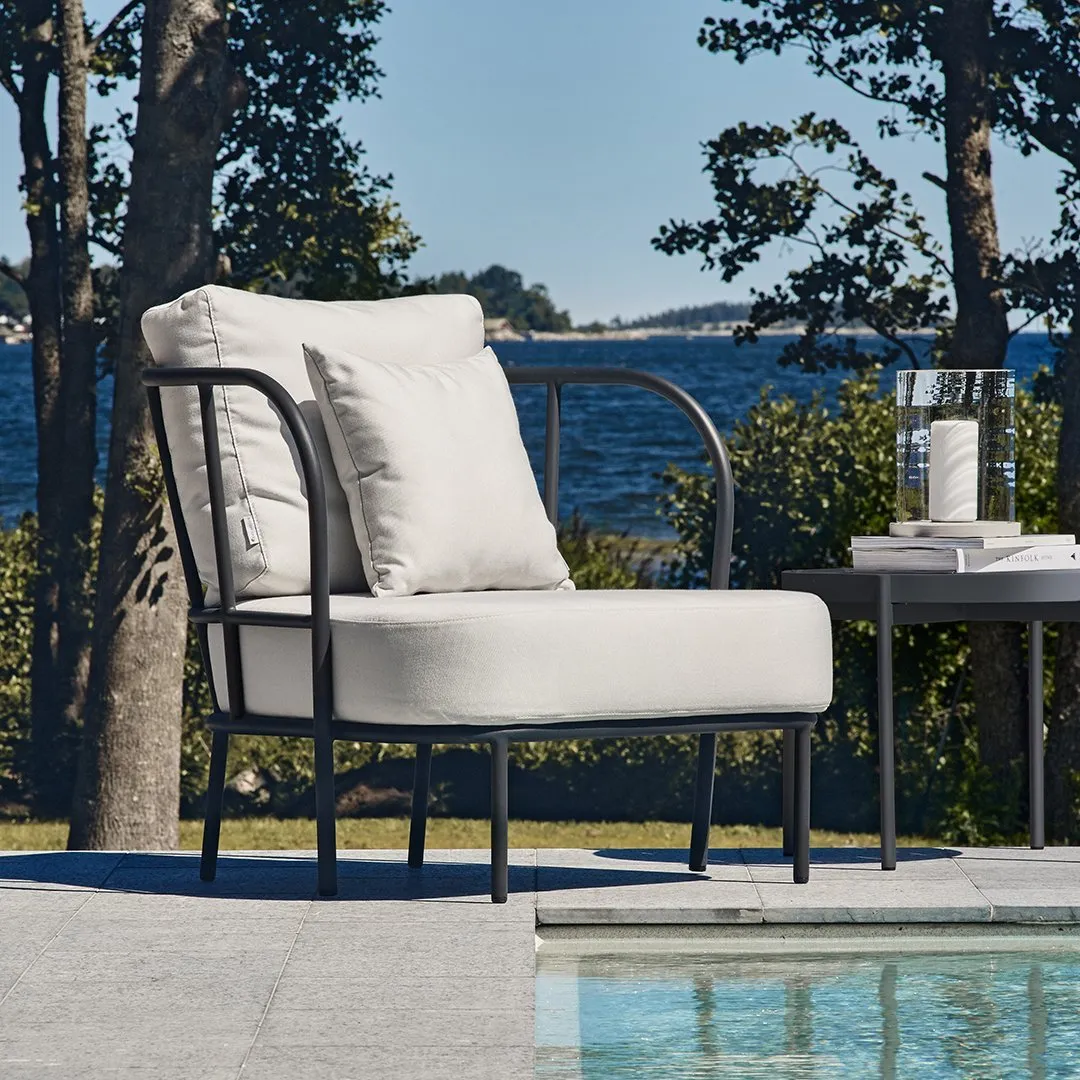 Salto Lounge Table
