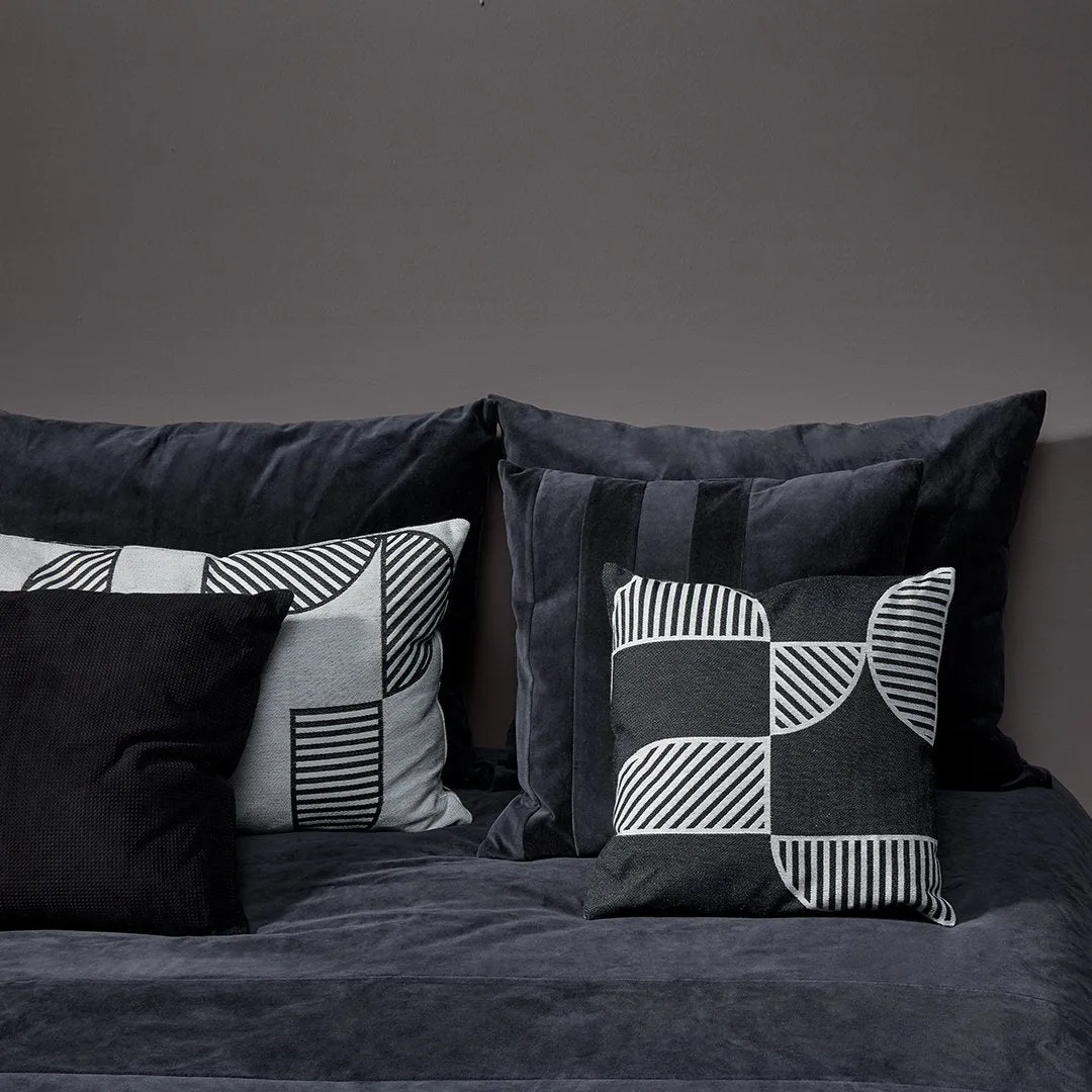 Sanati Cushion