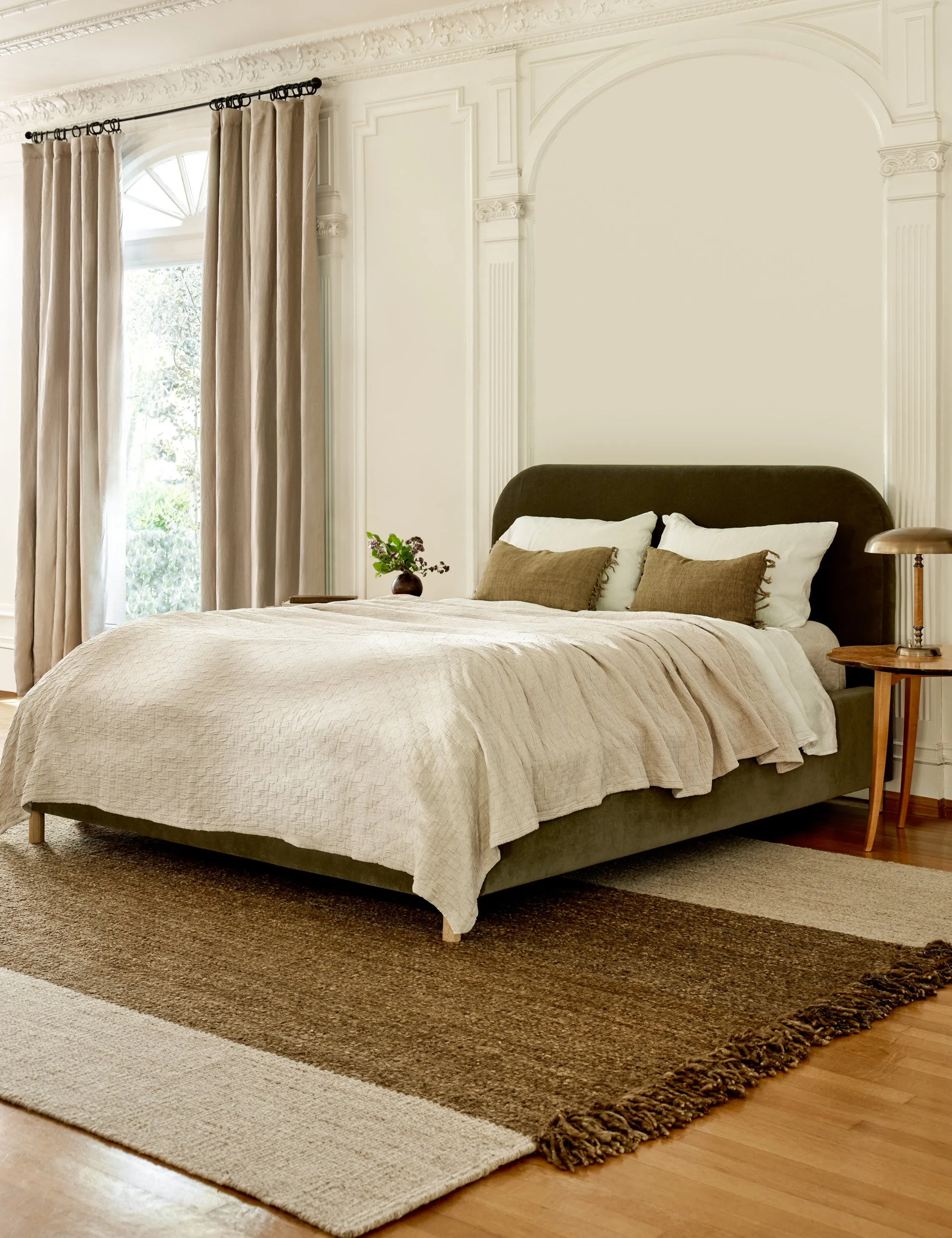 Solene Platform Bed Lulu and Georgia