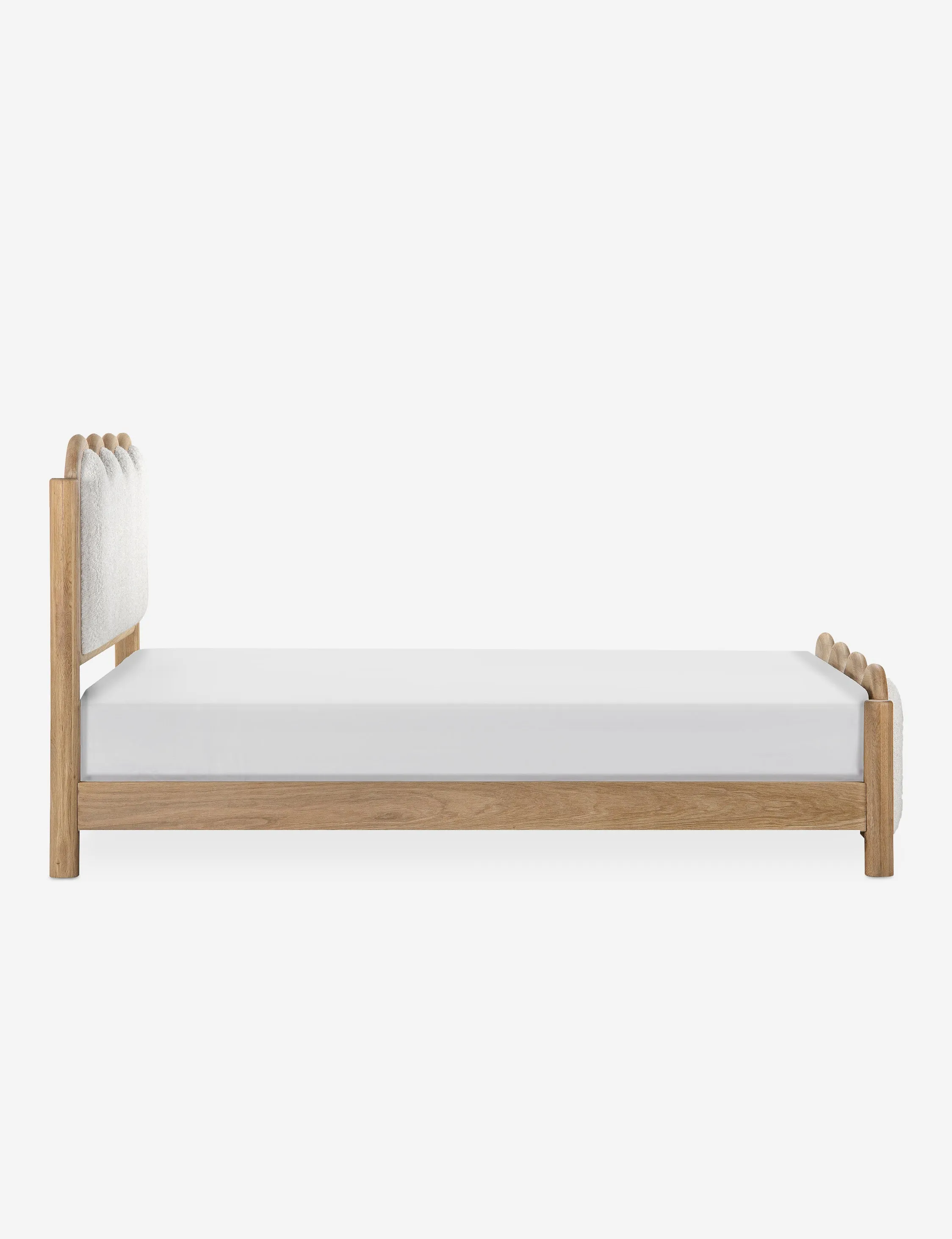 Sophos Platform Bed Lulu and Georgia