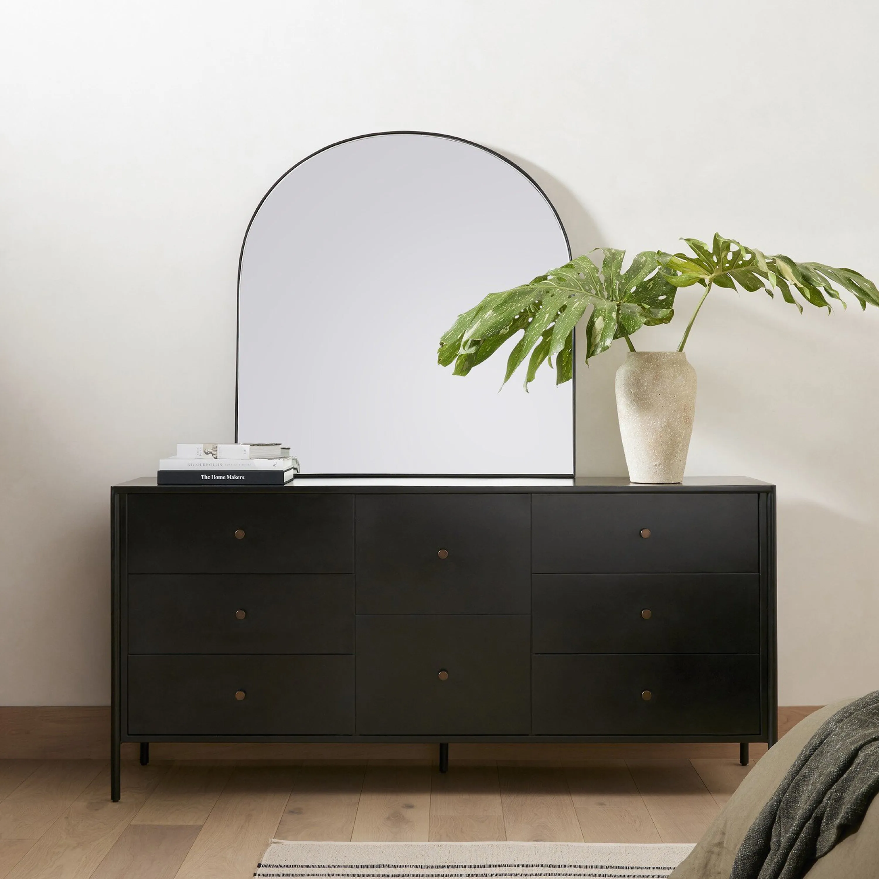 Soto 8 Drawer Dresser