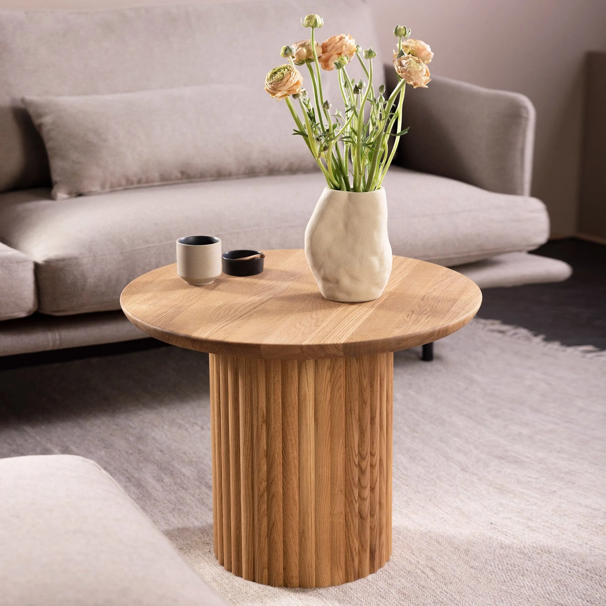 Thoren - Round Coffee Table